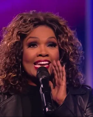 CeCe Winans