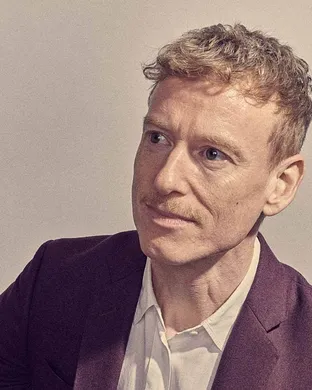 Teddy Thompson Newport