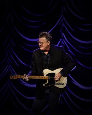 Vince Gill Cincinnati